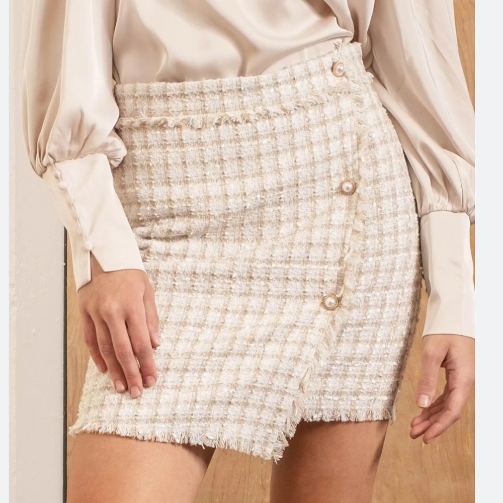 Blu Pepper Beige Tweed Frayed Mini Skirt with Pearl Buttons